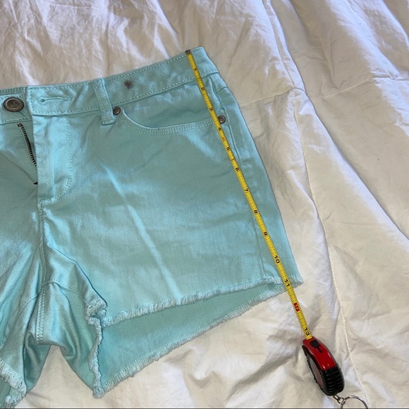 Lauren Conrad Shorts in women’s fashion. - Picture 3 of 4